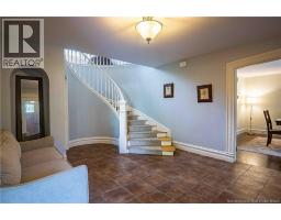129 Alexandra Street, photo 4