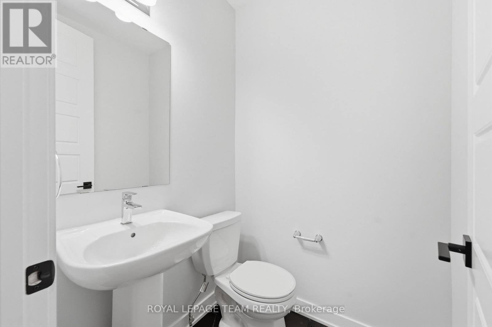 5 Bed, 5 Bath House for Sale in Ottawa – 1018 CHAROLAIS PLACE, Ottawa – MLS# X13760618 - Image 23