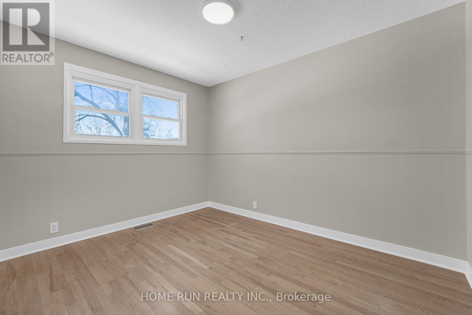 5 Bed, 2 Bath House for Sale in Ottawa – 1259 MEADOWLANDS DRIVE E, Ottawa – MLS# X13760690 - Image 30