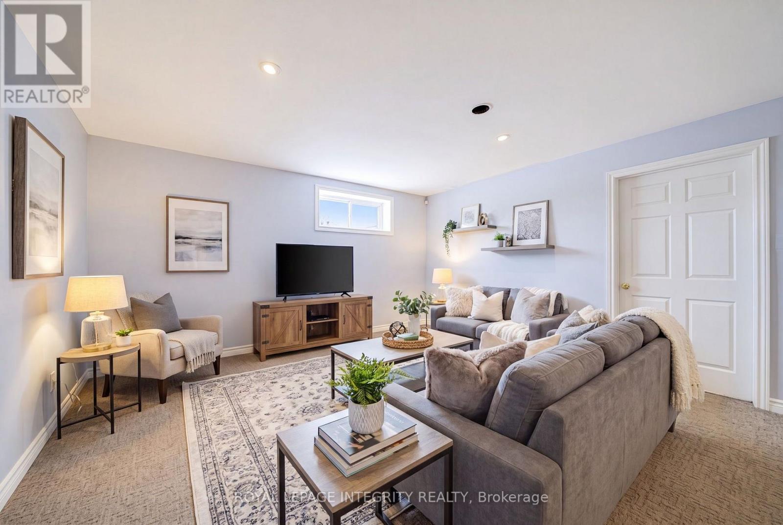 562 PENNYCROSS LANE - Image 37