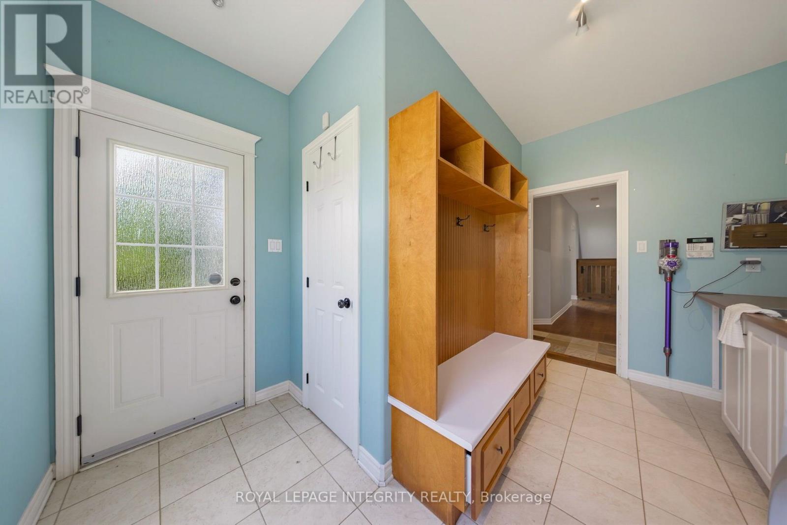 562 PENNYCROSS LANE - Image 44