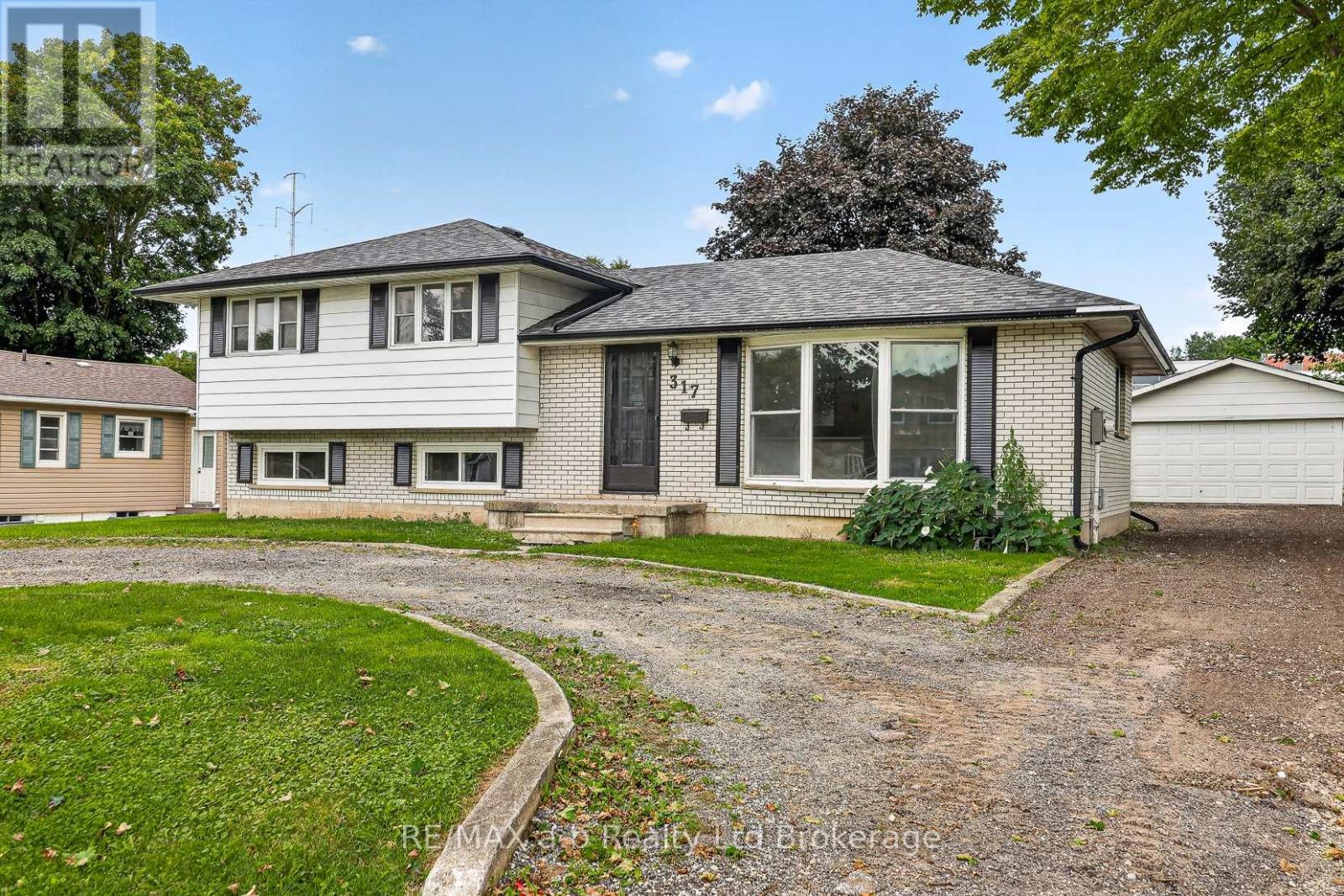 Property for sale at 317 RUSSELL STREET