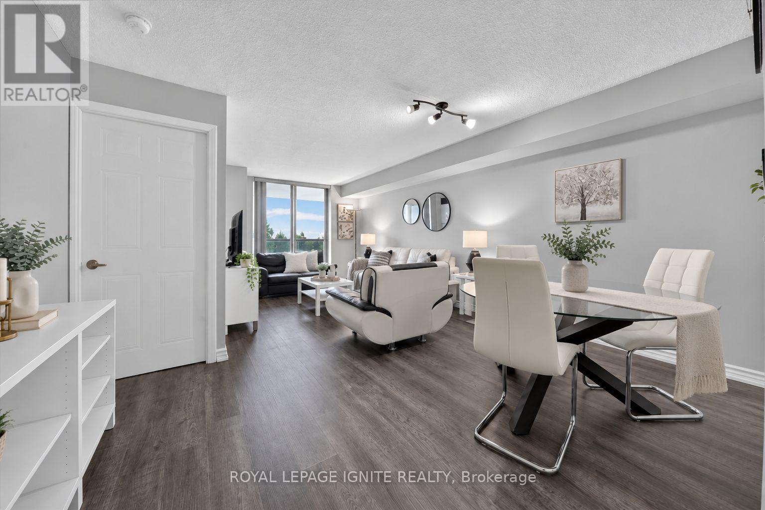 #404 400 MCLEVIN AVENUE - 4