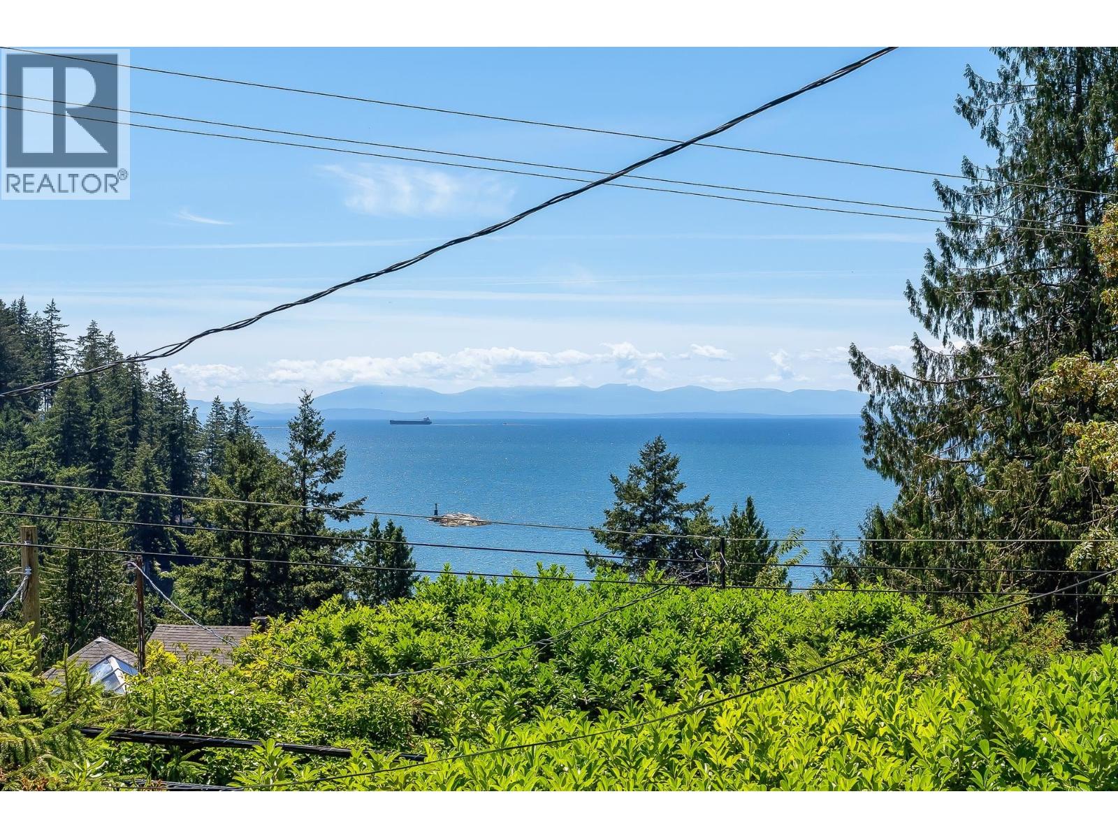 6577 MARINE DRIVE, West Vancouver