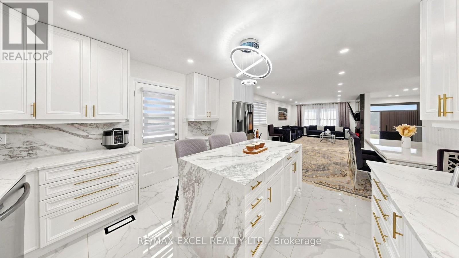332 DIXON BOULEVARD - 15