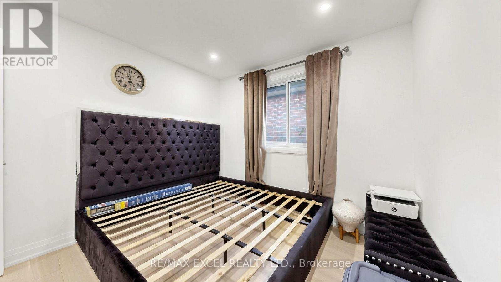 332 DIXON BOULEVARD - 23