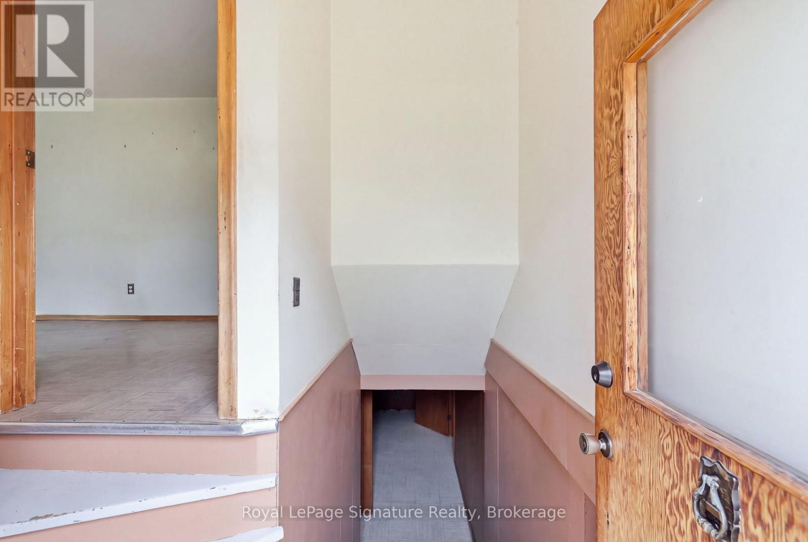 27 LOUISA STREET W, Blue Mountains — photo 5