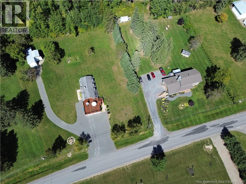 12 Caron Road - 3