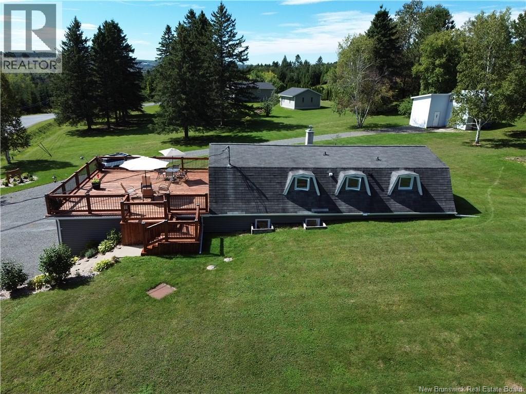 12 Caron Road - 5