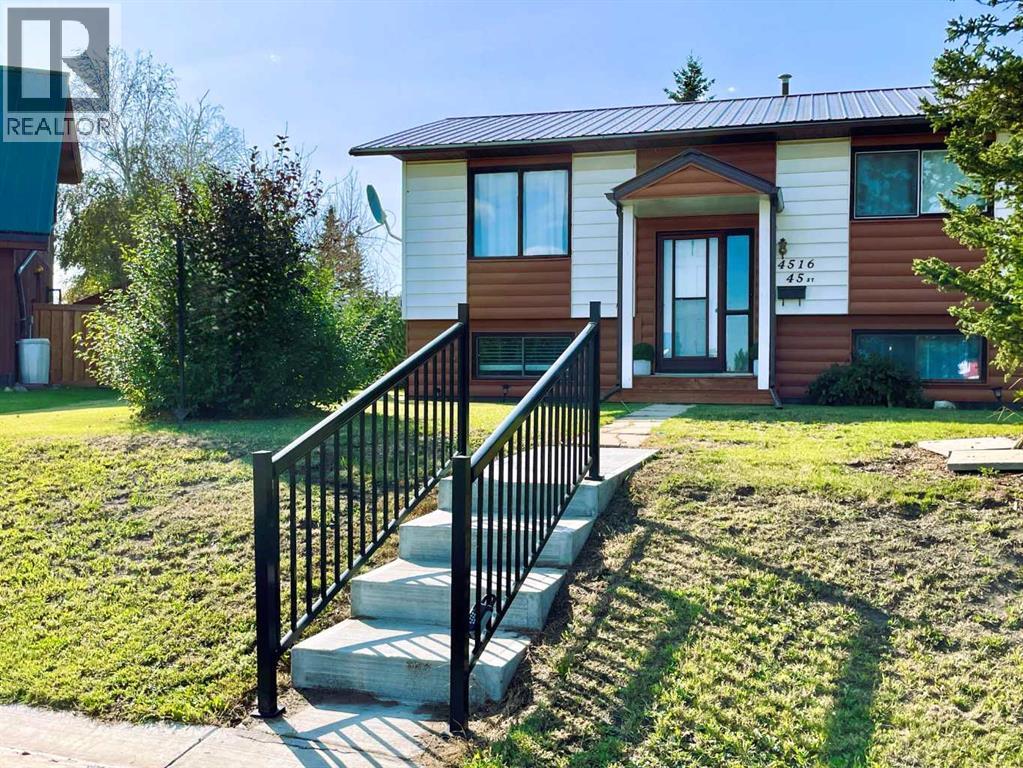 4516 45 Street, Rycroft — photo 2