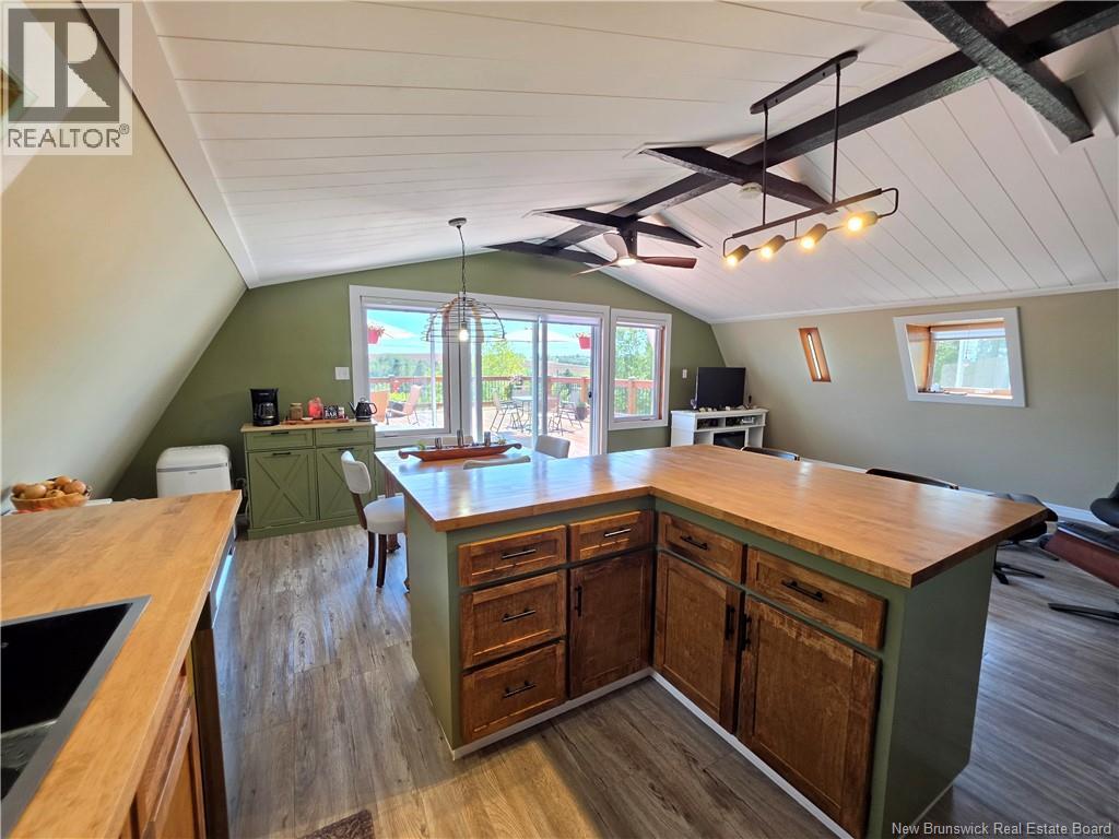 12 Caron Road - 18