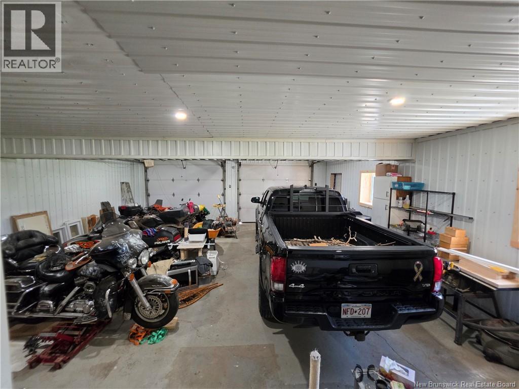 12 Caron Road - 42