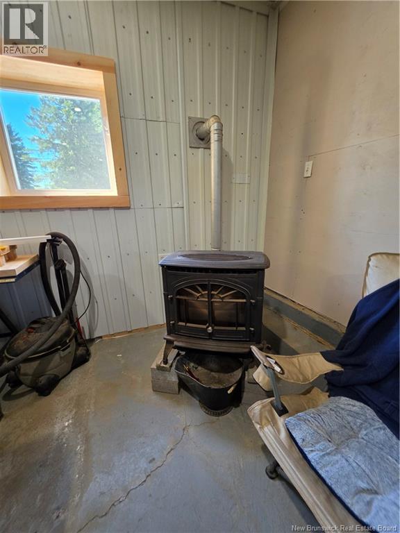 12 Caron Road - 43