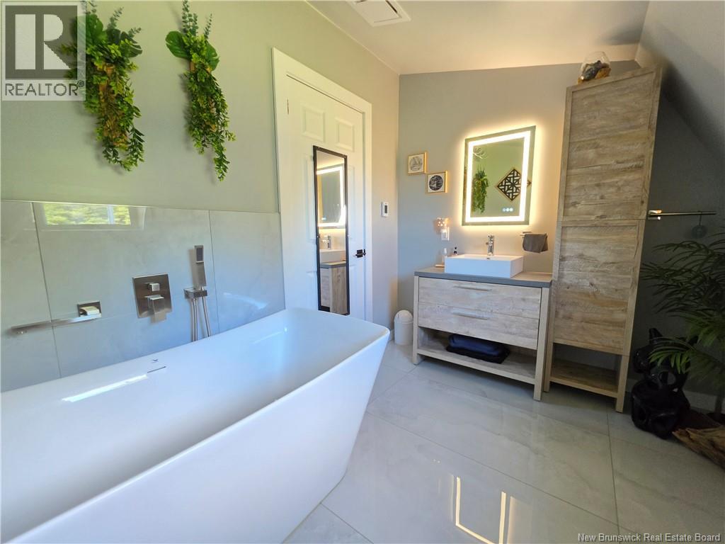 12 Caron Road - 23