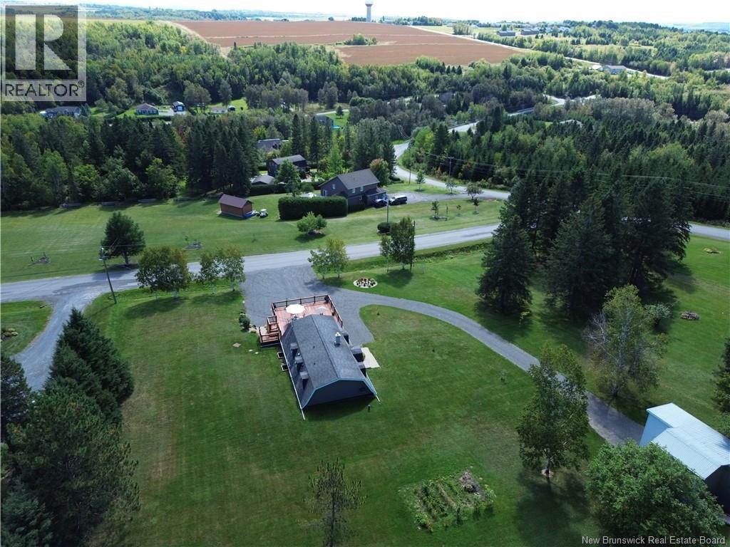 12 Caron Road - 6