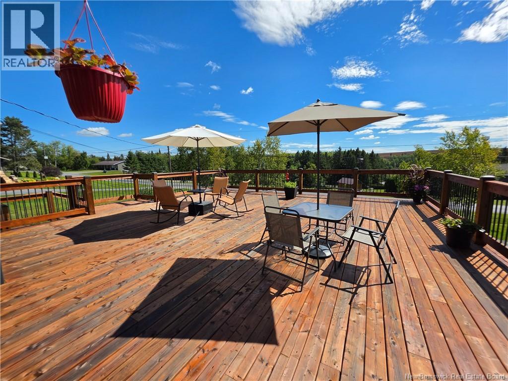 12 Caron Road - 21