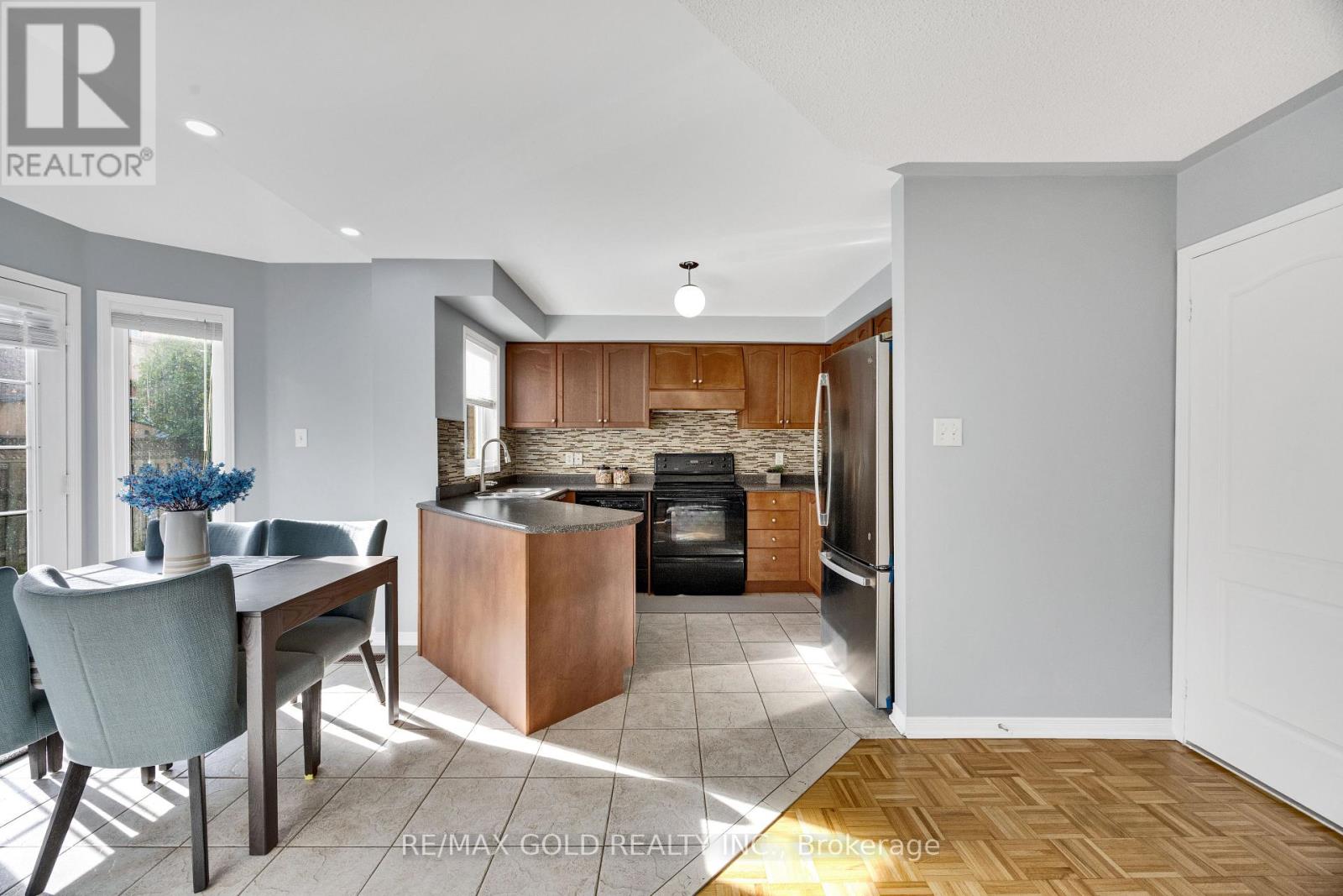 3 MARBLESEED CRESCENT - 15