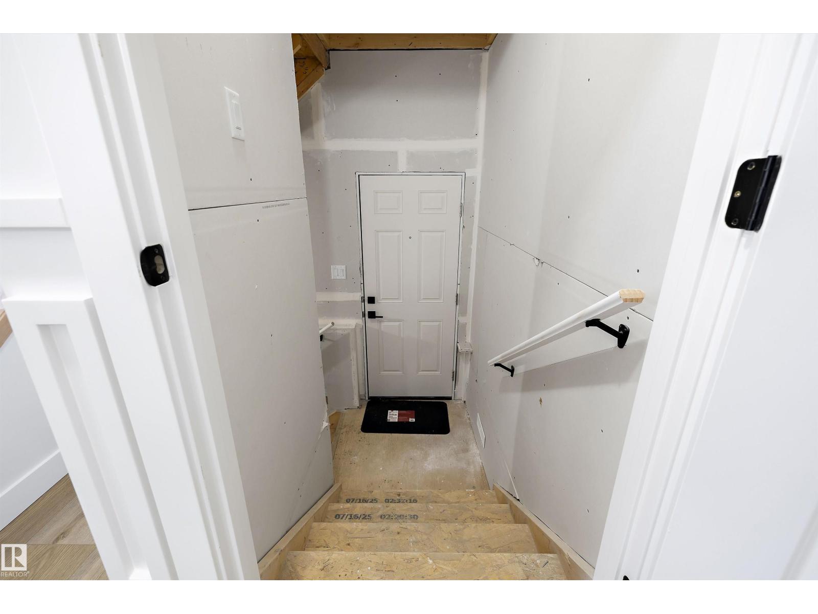 [private address] - Image 36