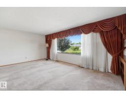 Recreation room - 13303 Delwood Rd Nw, Edmonton, AB T5C3B5 Photo 9