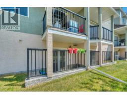 4pc Bathroom - 318 Strathcona Circle, Strathmore, AB T1P0B1 Photo 6