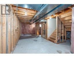 129 Sydenham Wells Square, Barrie, ON L4M6T3 Photo 34