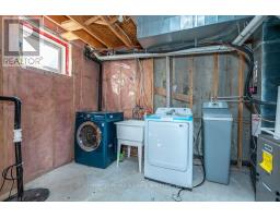 129 Sydenham Wells Square, Barrie, ON L4M6T3 Photo 35