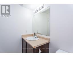 129 Sydenham Wells Square, Barrie, ON L4M6T3 Photo 7
