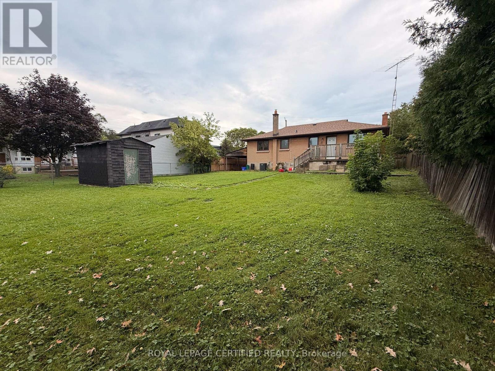 1398 WREN AVENUE - 14