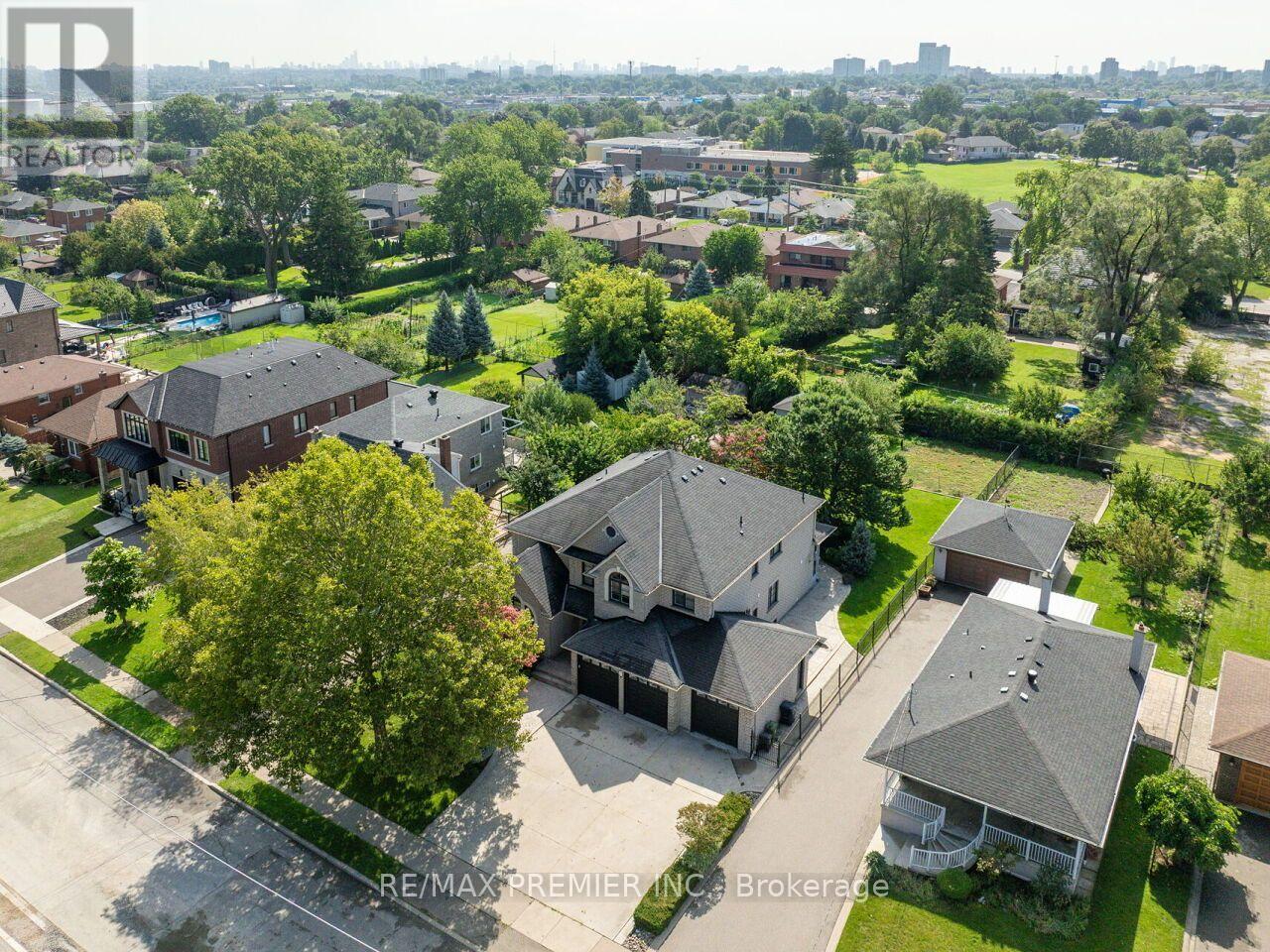 27 GAYDON AVENUE - Image 41