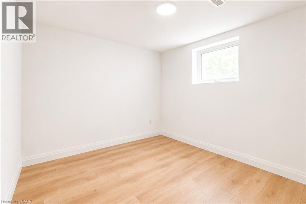 53 BROKEN OAK Crescent Unit# Basement, Kitchener — photo 4