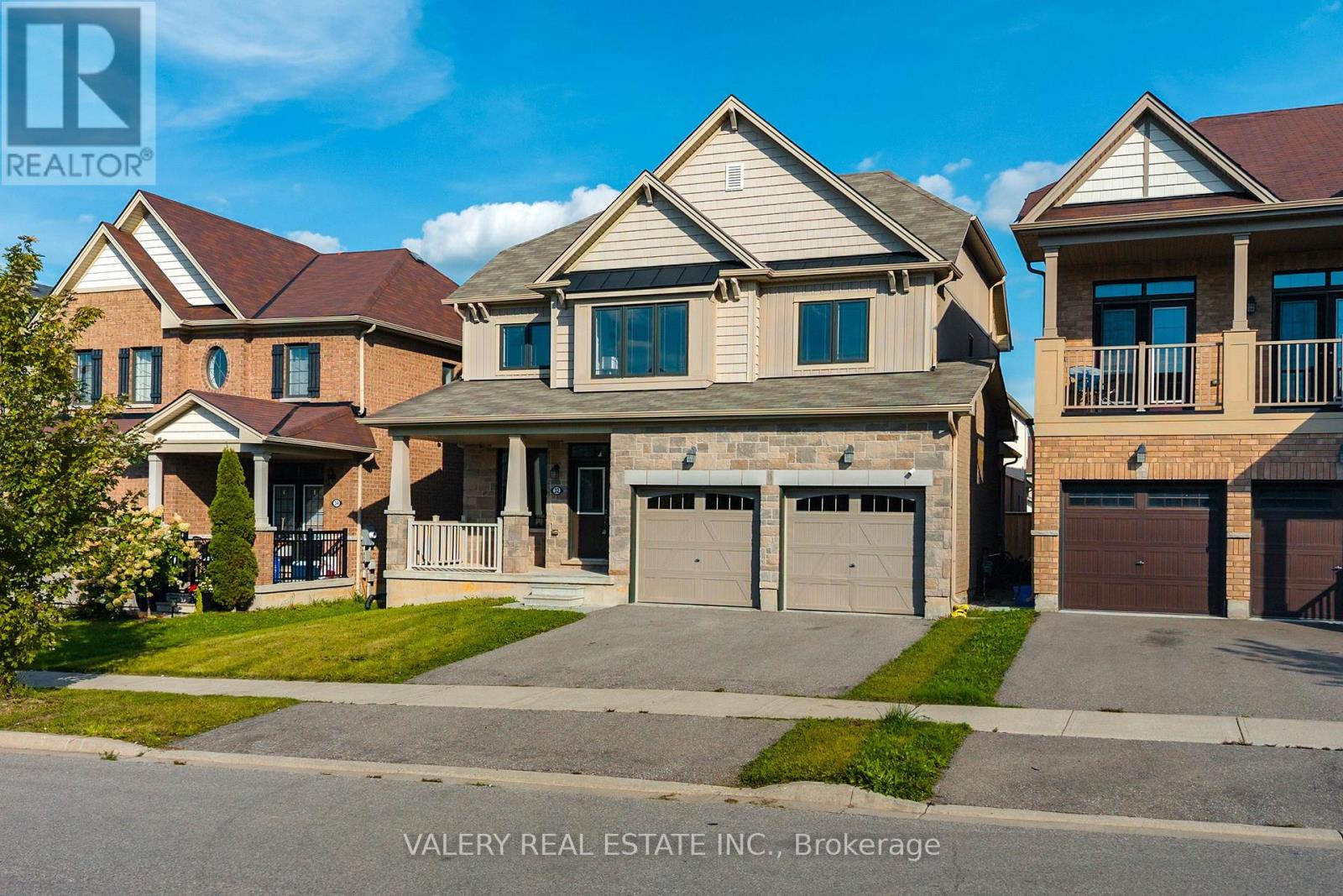 32 MONTROSE AVENUE - 2