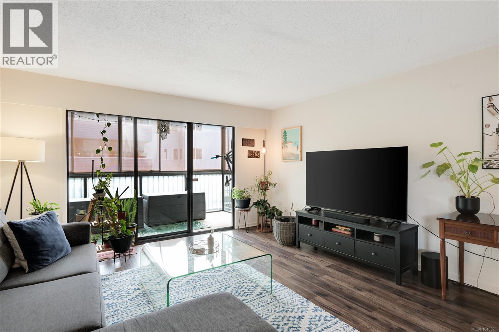 #210 1101 Hilda St - 3