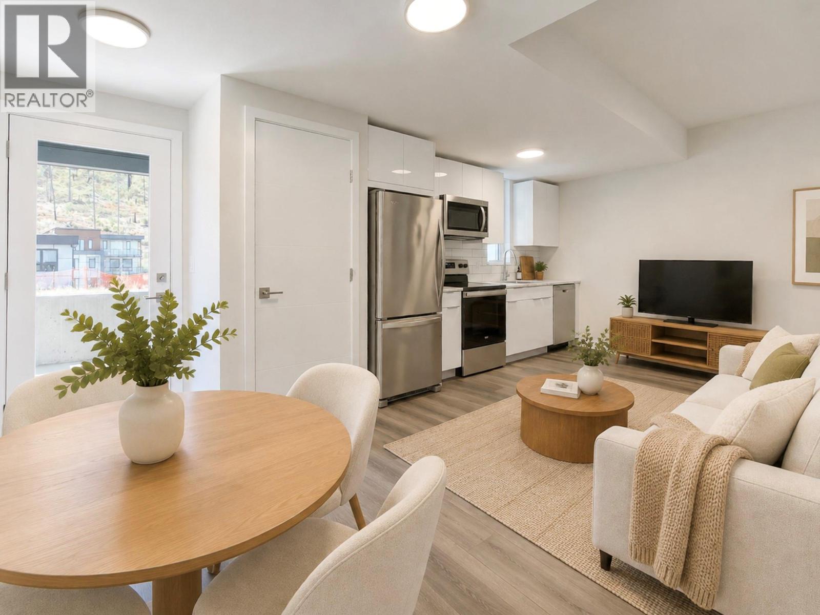  3754 Davidson Court, West Kelowna