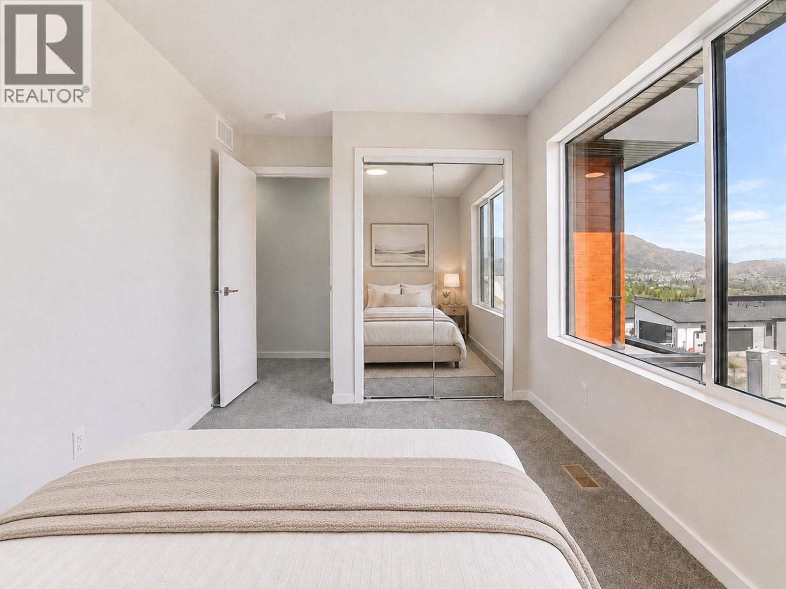  3754 Davidson Court, West Kelowna