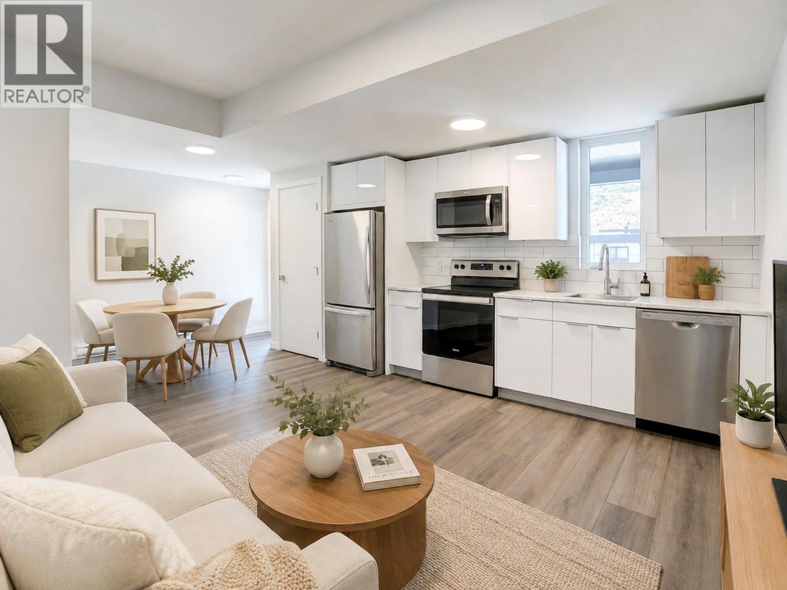  3754 Davidson Court, West Kelowna