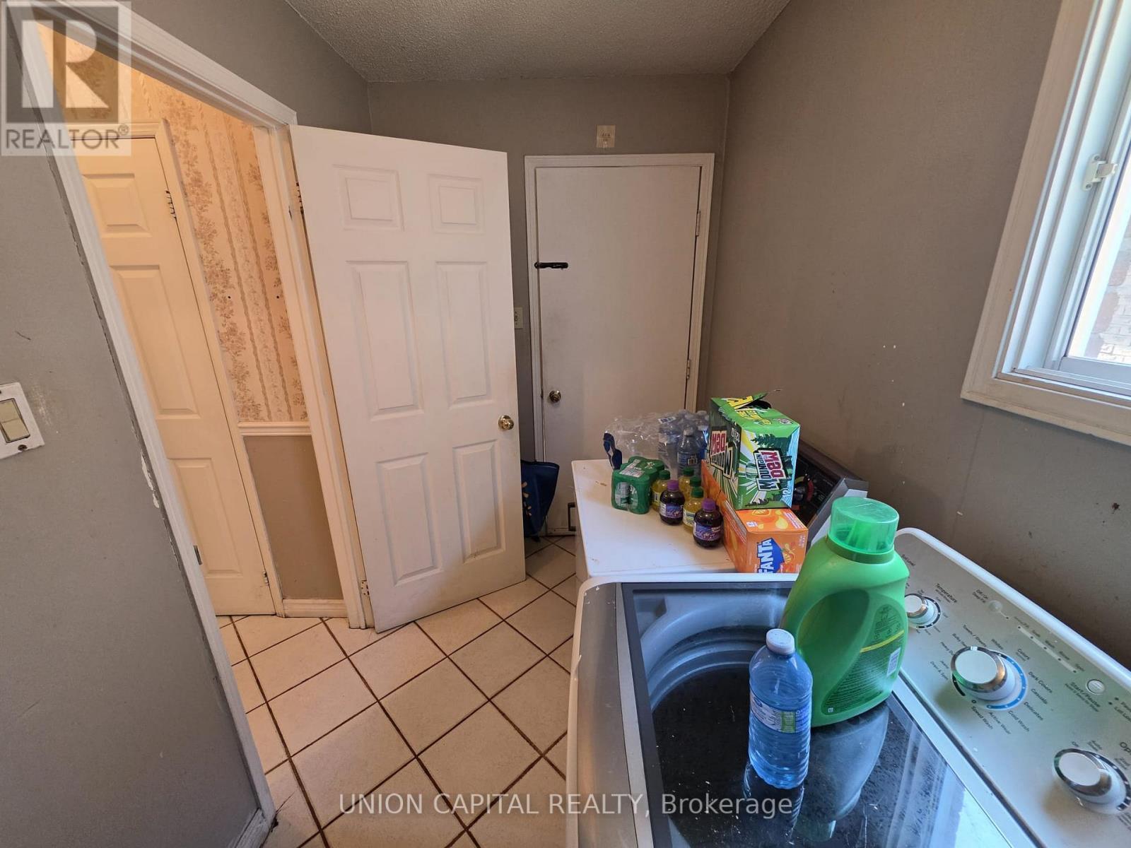 2363 STRATHMORE CRESCENT - Image 12