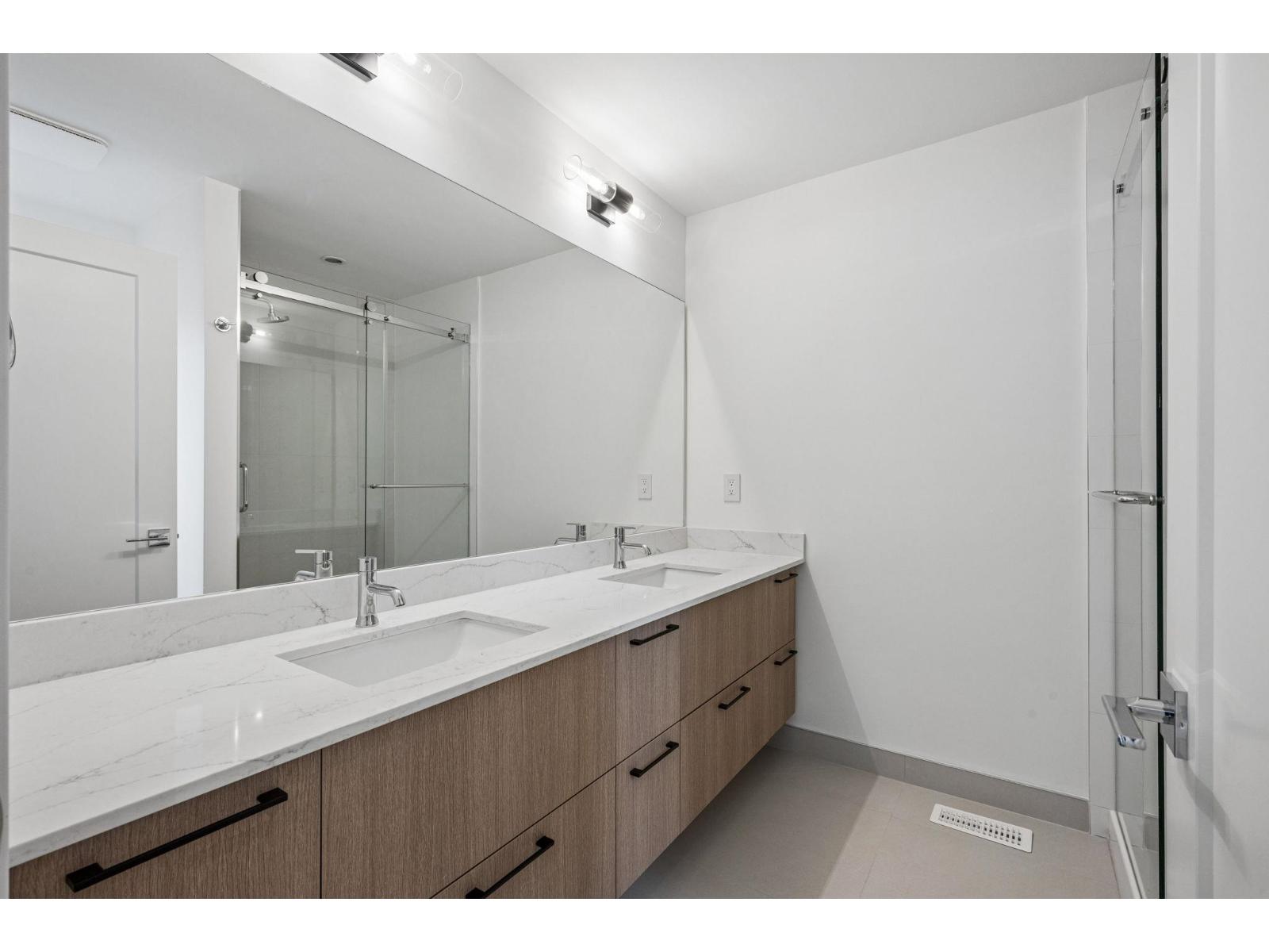 29 17429 59 AVENUE, Surrey - Image 1