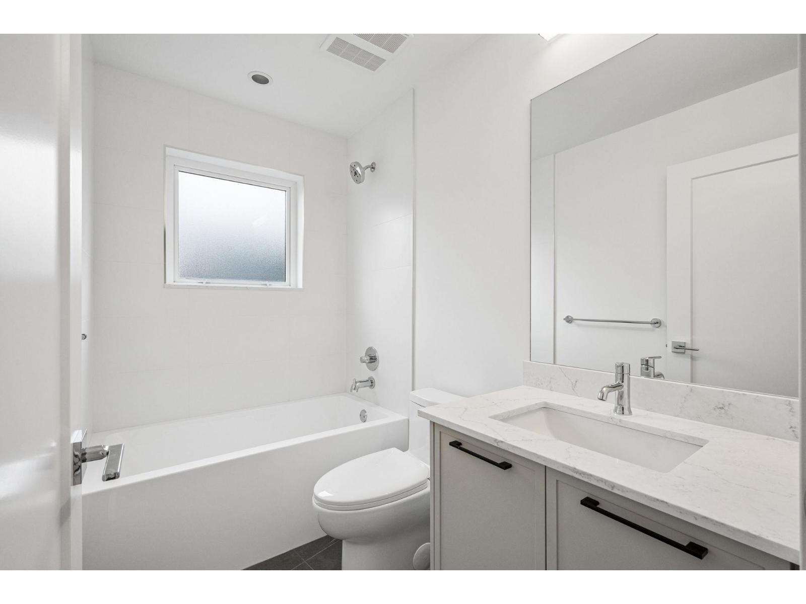 29 17429 59 AVENUE, Surrey - Image 1