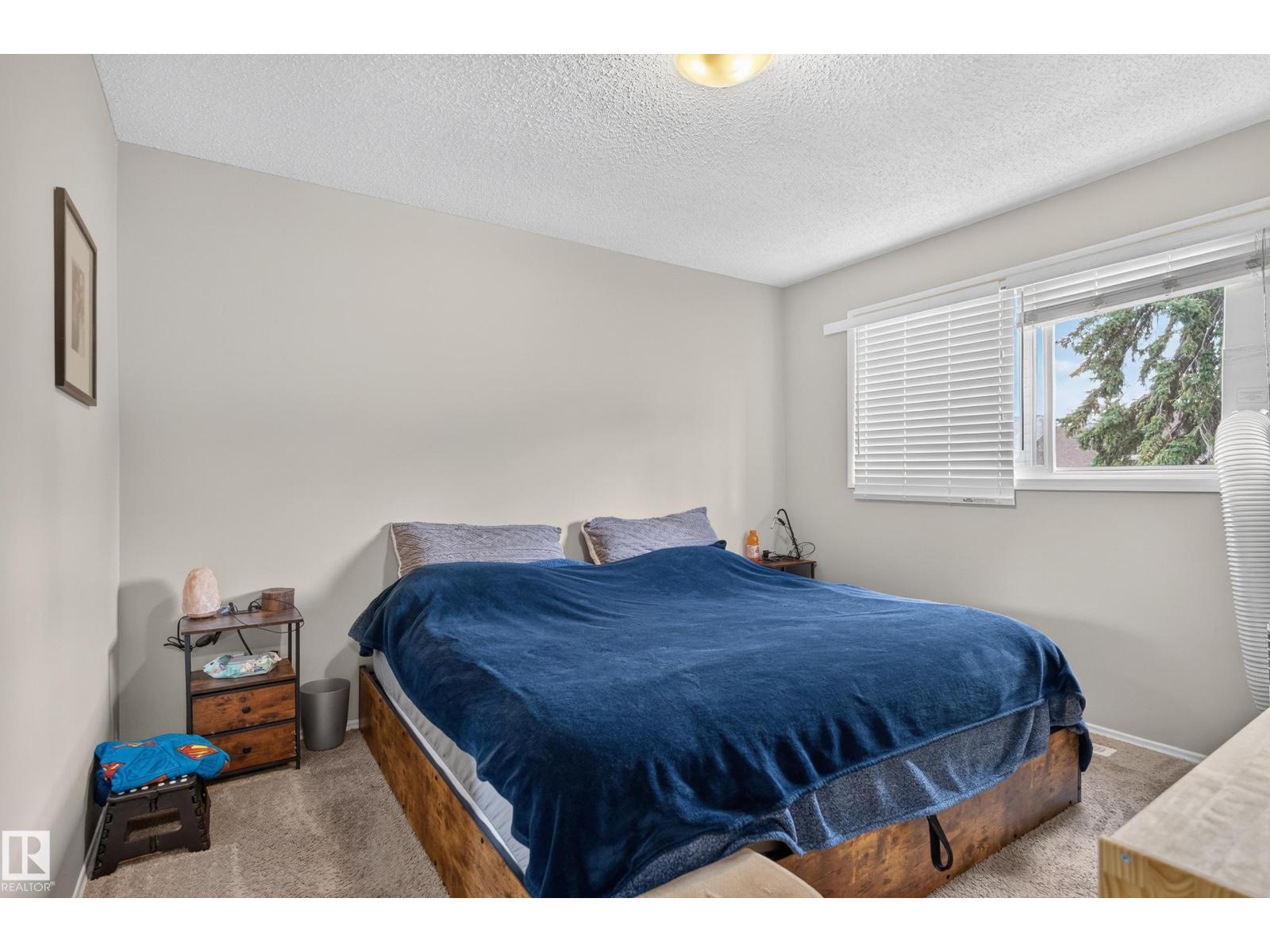 18319 93 AV NW - 17