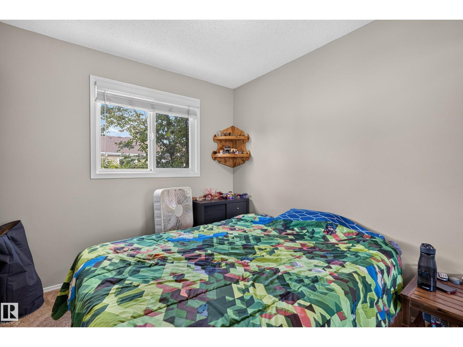 18319 93 AV NW - 23