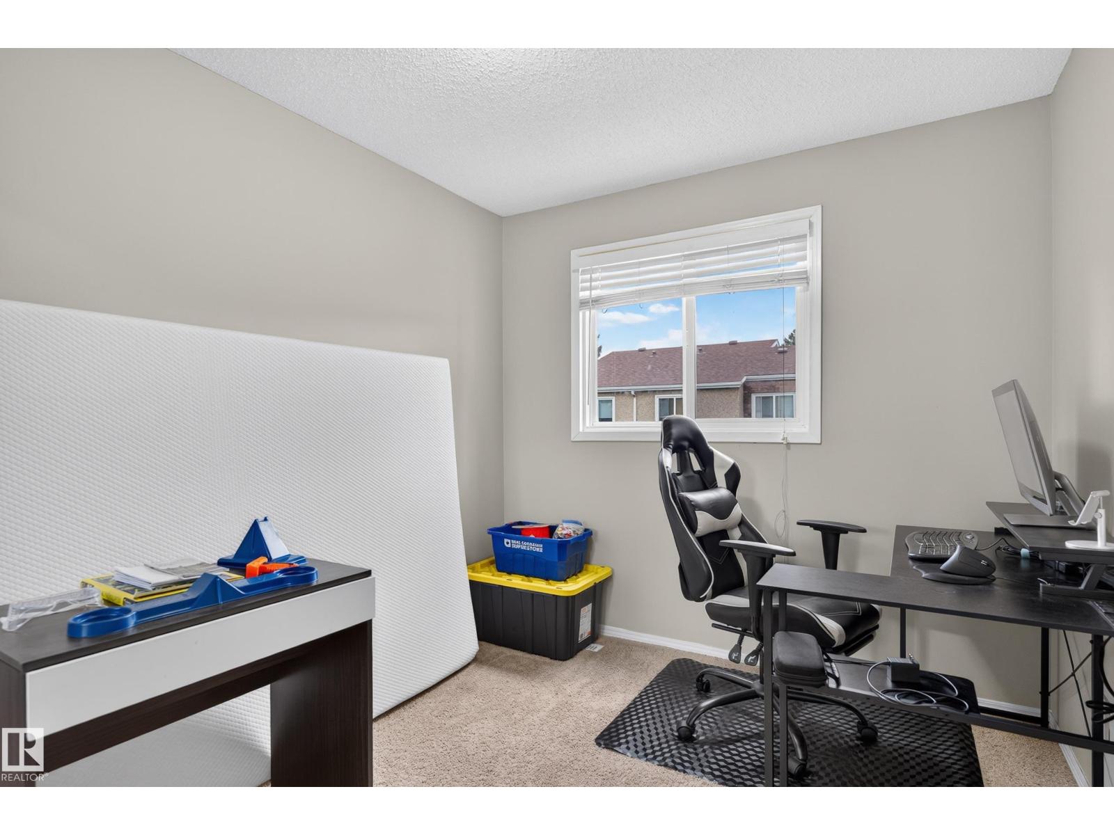 18319 93 AV NW - 19