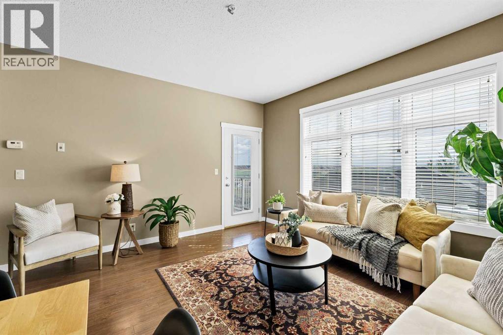 #317 19 Terrace View NE - 17