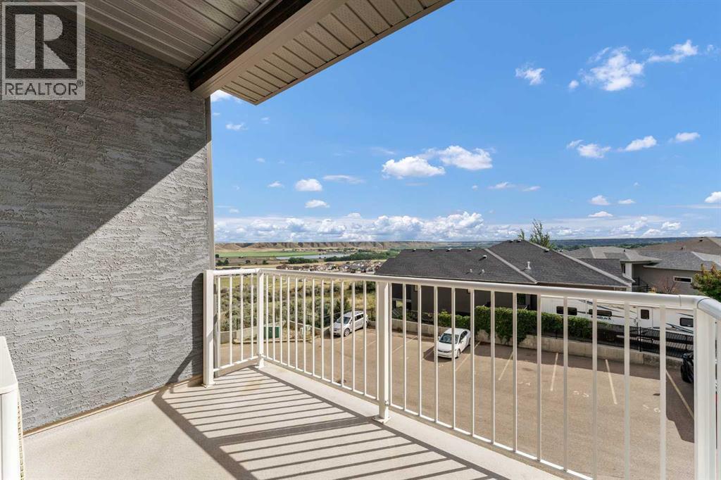 #317 19 Terrace View NE - 28