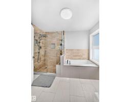 4216 47 St Nw, Edmonton, AB T6L6J5 Photo 30