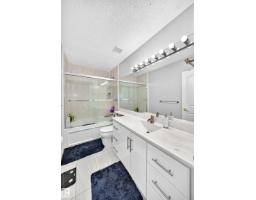 4216 47 St Nw, Edmonton, AB T6L6J5 Photo 38