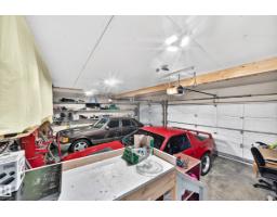 4216 47 St Nw, Edmonton, AB T6L6J5 Photo 50