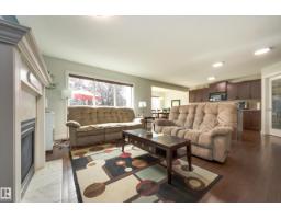 Bedroom 2 - 6303 18 Av Sw, Edmonton, AB T6X0S1 Photo 6