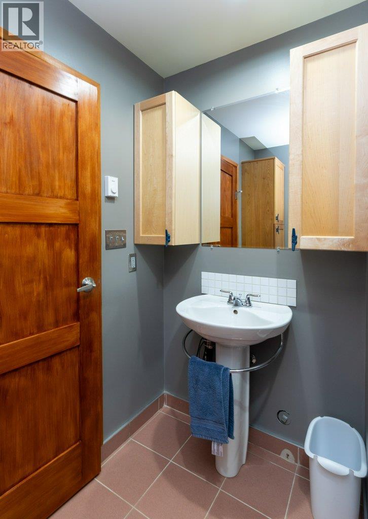 #47 4498 Squilax-Anglemont Road - 30