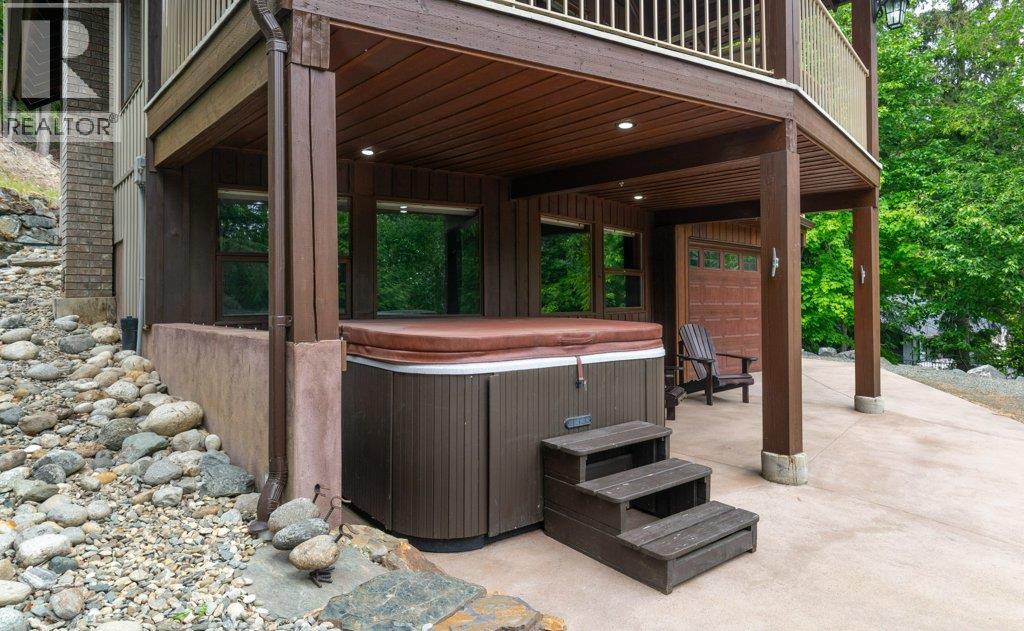 #47 4498 Squilax-Anglemont Road - 35