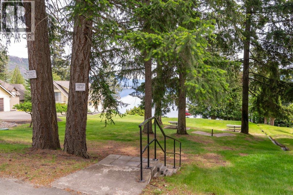 #47 4498 Squilax-Anglemont Road - Image 74
